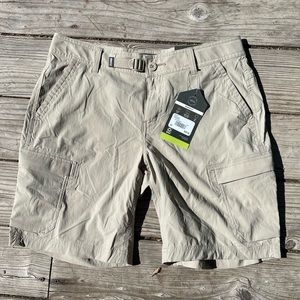NWT REI womens Sahara Cargo Shorts 10